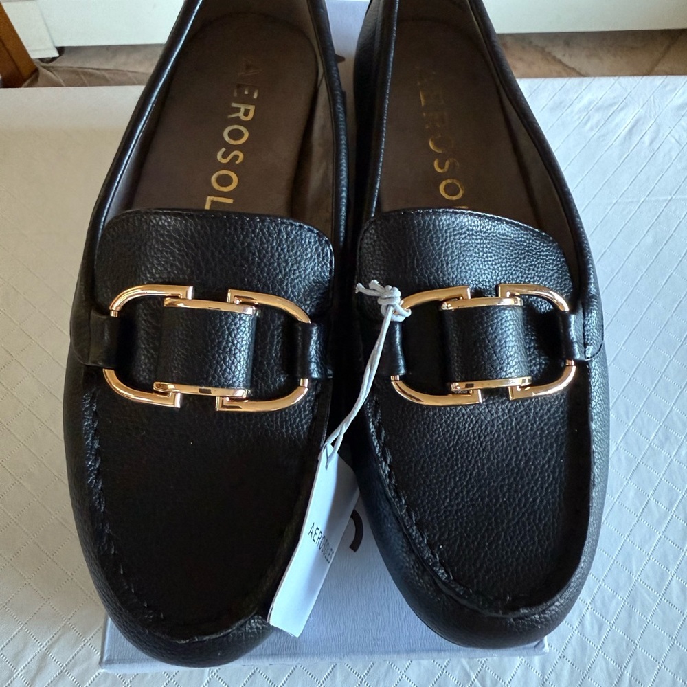 AEROSOLES Black Loafers with Gold Accent